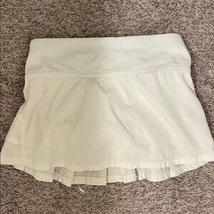 Ivivva by lululemon girls Classic White Skort size 4